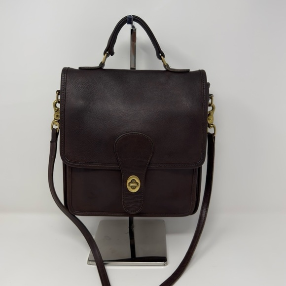 Vintage Coach Station Crossbody - Picture 1 of 11